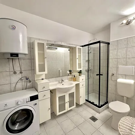 New Apartamento